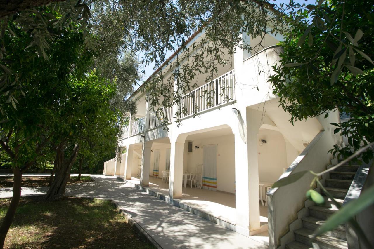 Residence Adriatico Mattinata Esterno foto