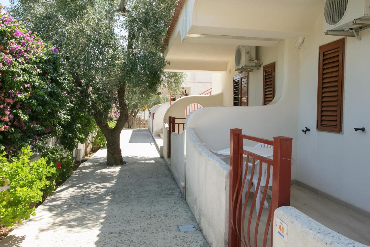 Residence Adriatico Mattinata Esterno foto
