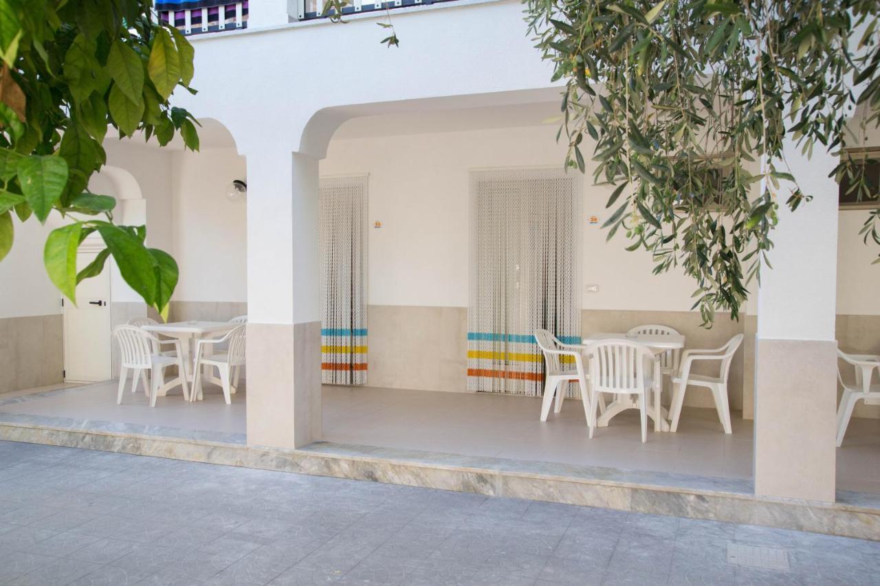 Residence Adriatico Mattinata Esterno foto