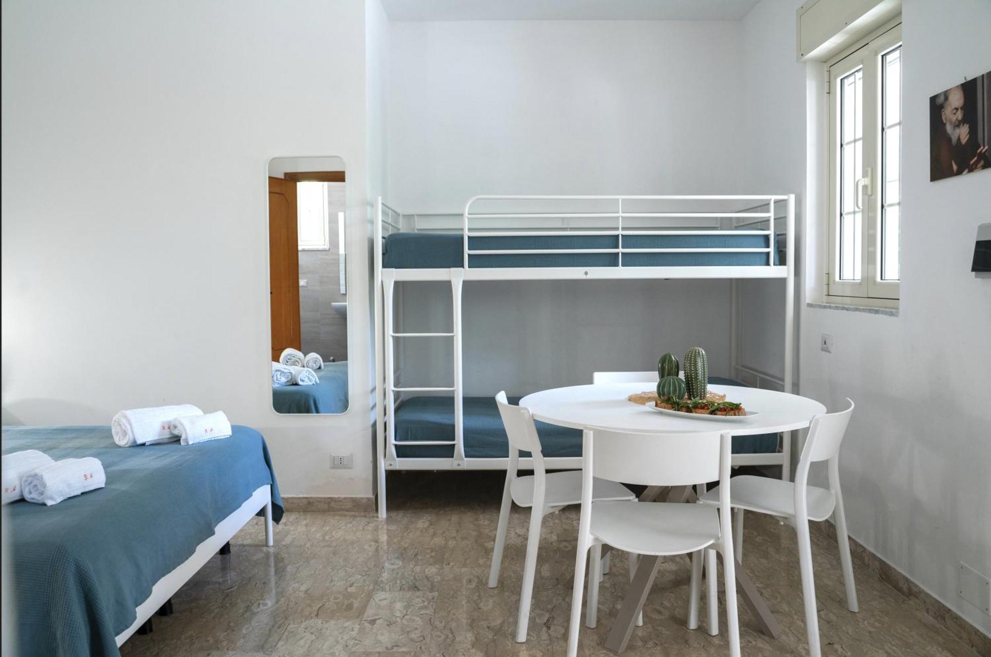 Residence Adriatico Mattinata Esterno foto