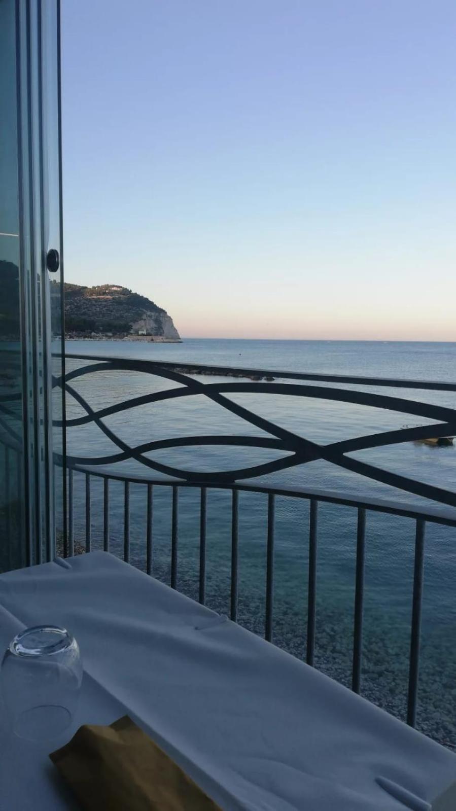 Residence Adriatico Mattinata Esterno foto